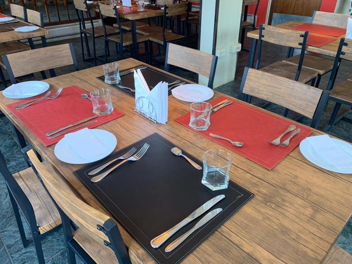 Darwin Hotel Puerto Natales Zewnętrze zdjęcie